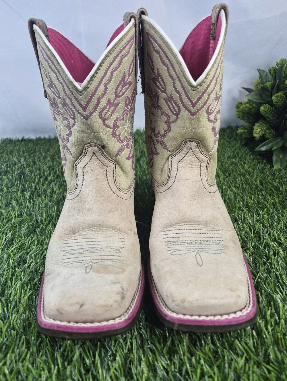 Ariat Women’s Western Cowboy Boots Size 4.5 Tan Pink Floral Leather 10034066